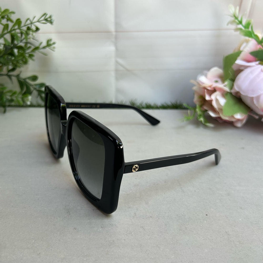 Gucci GG1314S  Sunglasses, Black/Grey Shaded,
55/19/140, Black/Grey/Gold Logo - Picture 14 of 16
